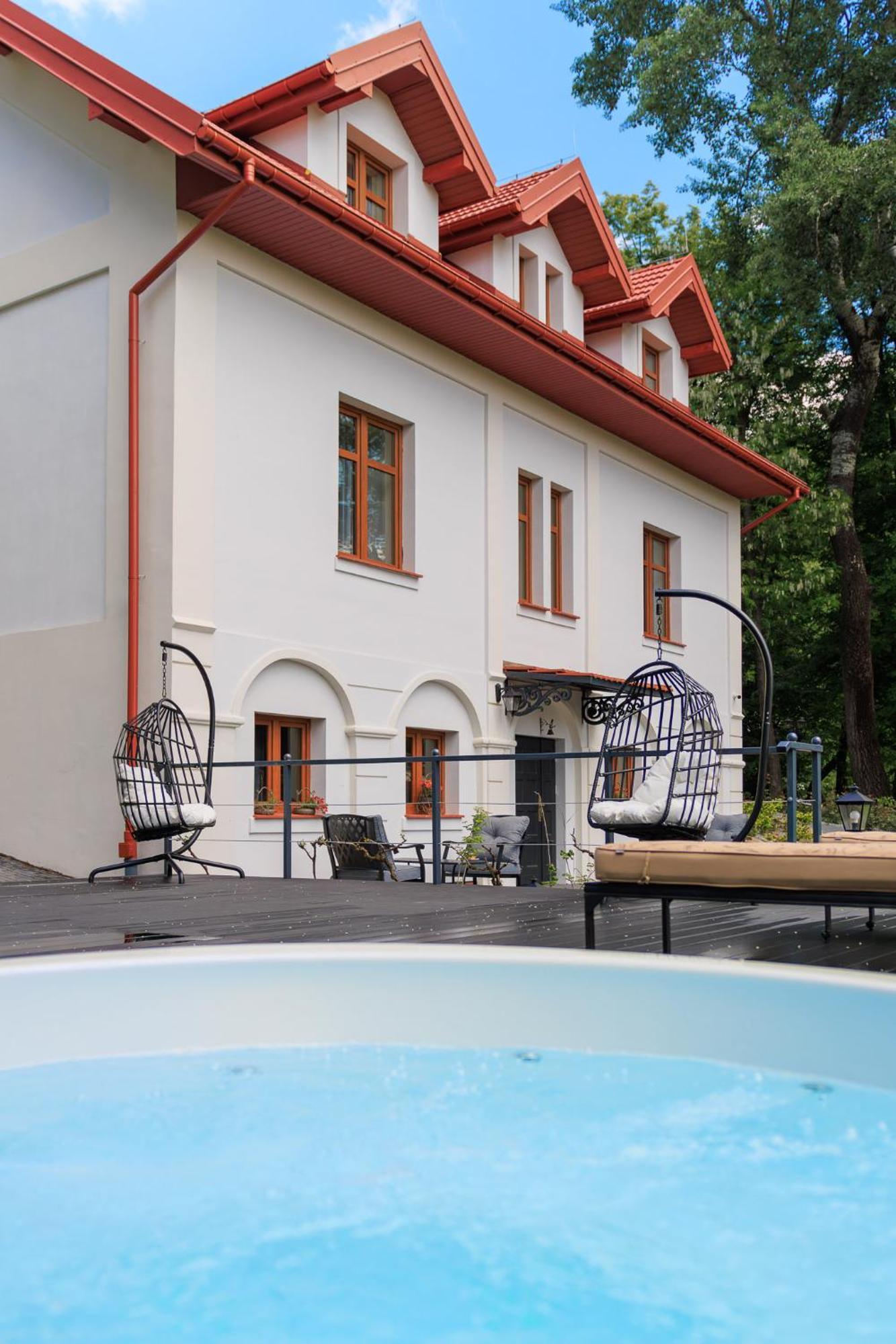 Dwor Prezydencki Boutique Hotel & Spa Zgłobice Buitenkant foto